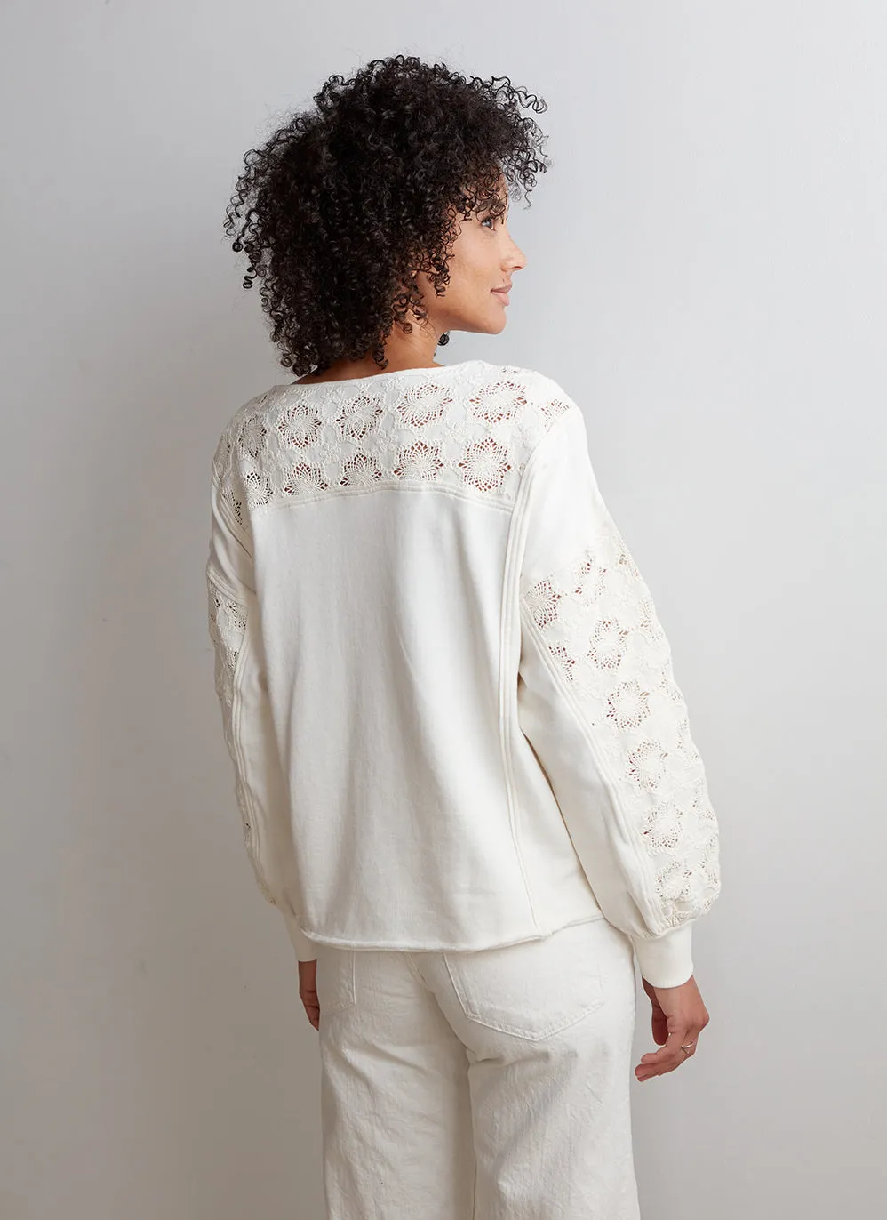 Aubry Pullover