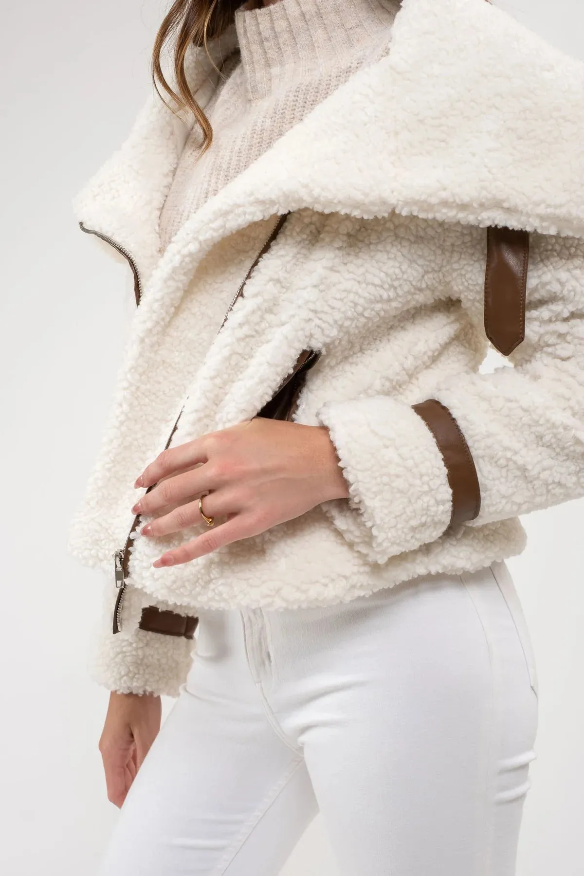 Callahan Sherpa Jacket - White