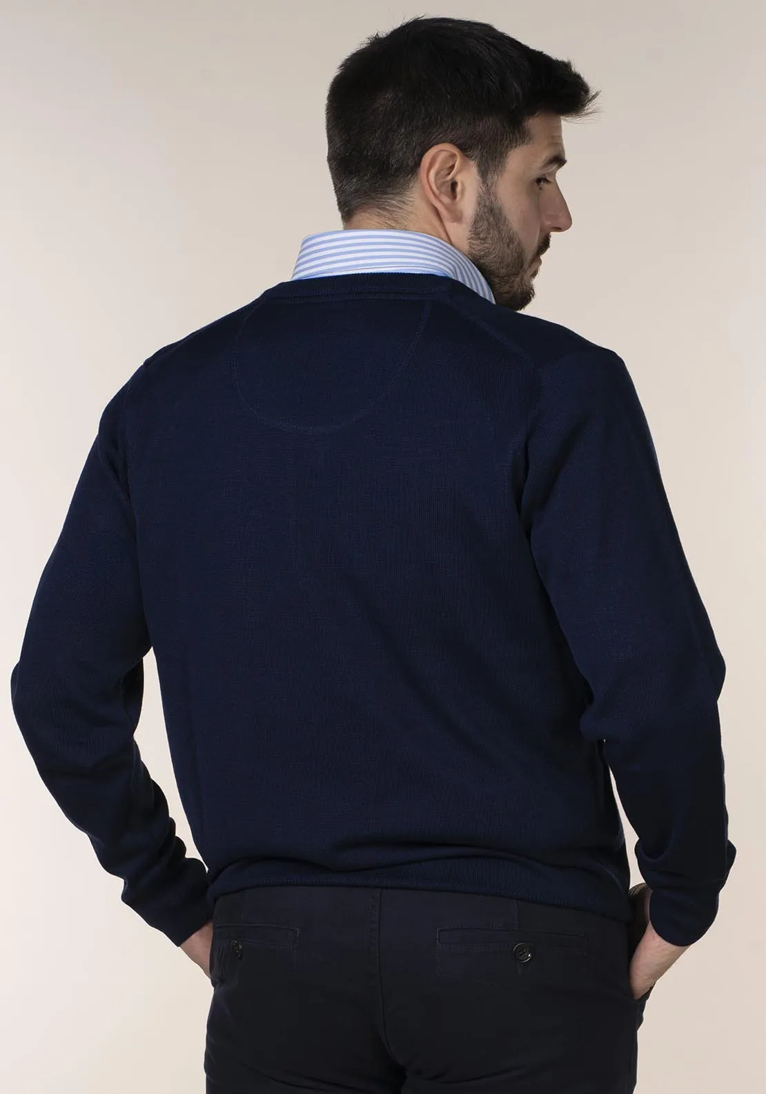 Mens V-Neck Jumper